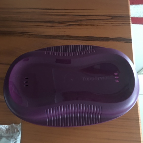Tupperware Microwave Breakfast Maker - Picture 4 of 10